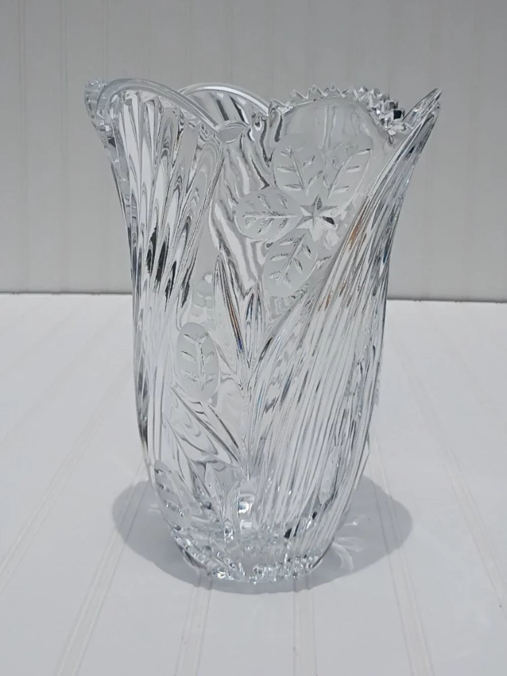 Vintage Heavy Crystal Vase Frosted Leaf Floral Pattern 10